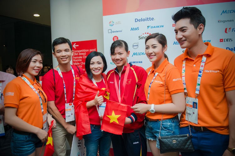 Ca si Phuong Thanh khoc cuoi cung SEA Games 28-Hinh-13